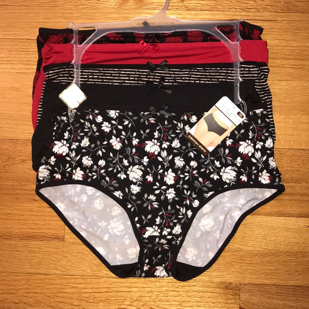 NWT adrienne vittadini underwear